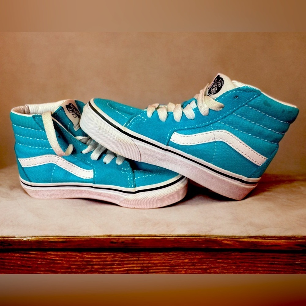 Pair of Van Shoes , Great for the Summer and very vibrant color!